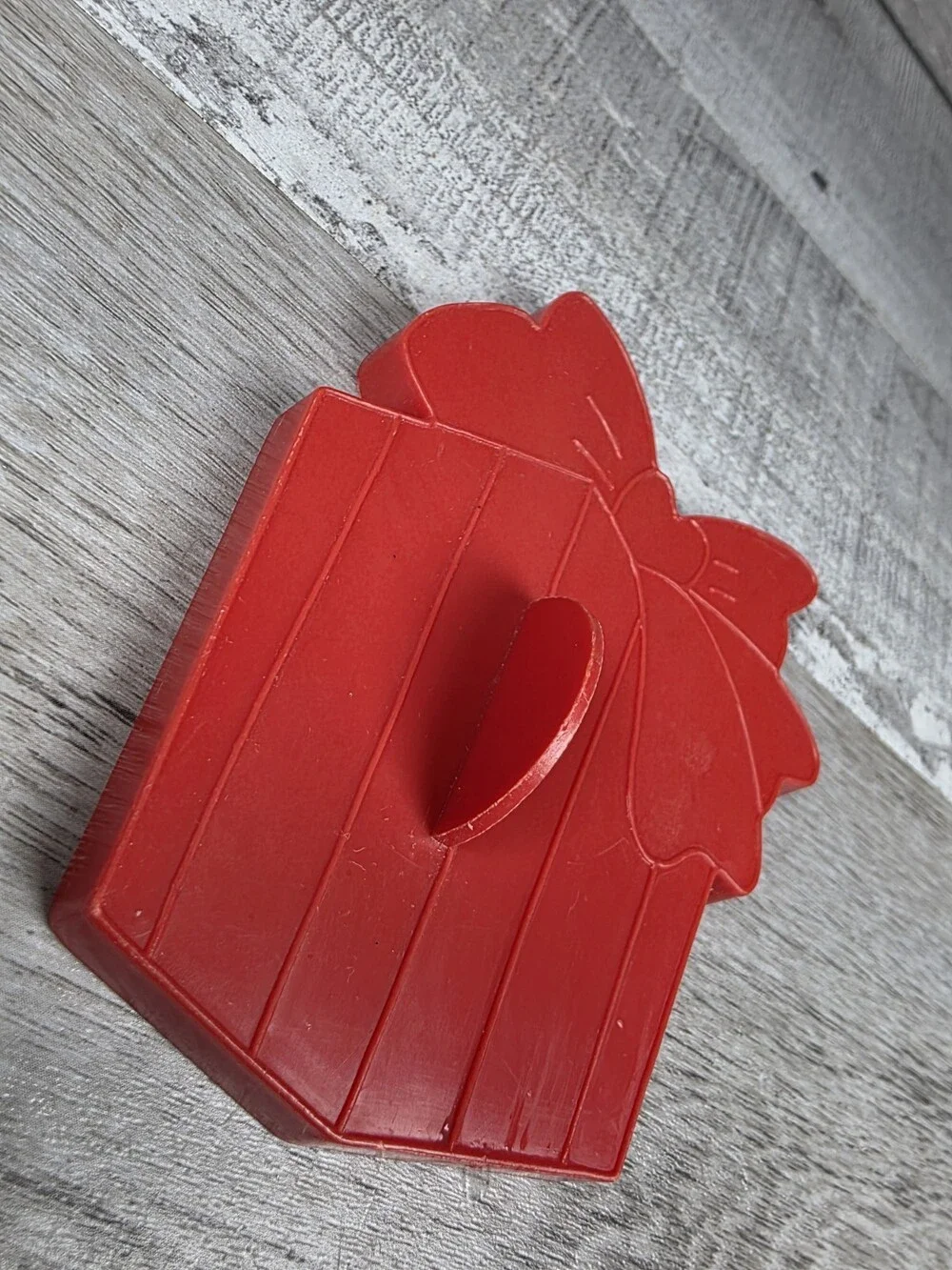 Vintage Wilton Christmas Cookie Cutter Gift Present 1978 Hong Kong 168a